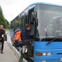 01_Arrivati con il nostro pullman, dobbiamo anche prendere la navetta per entrare in Vallesinella