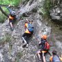sul sentiero delle vasche - passaggio su cengia