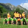 Ci si riprova a fare la piramide umana